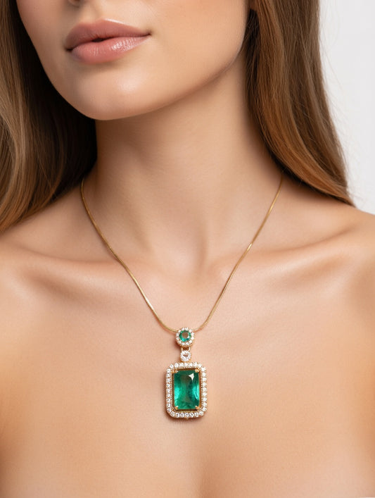 Green Stone Party Necklace