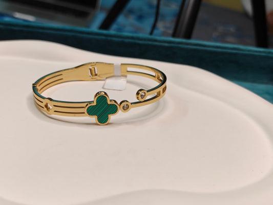 Green Clover Luxe Bracelet