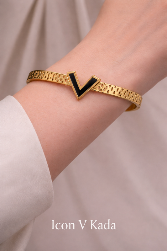 Bold V Gold Kada